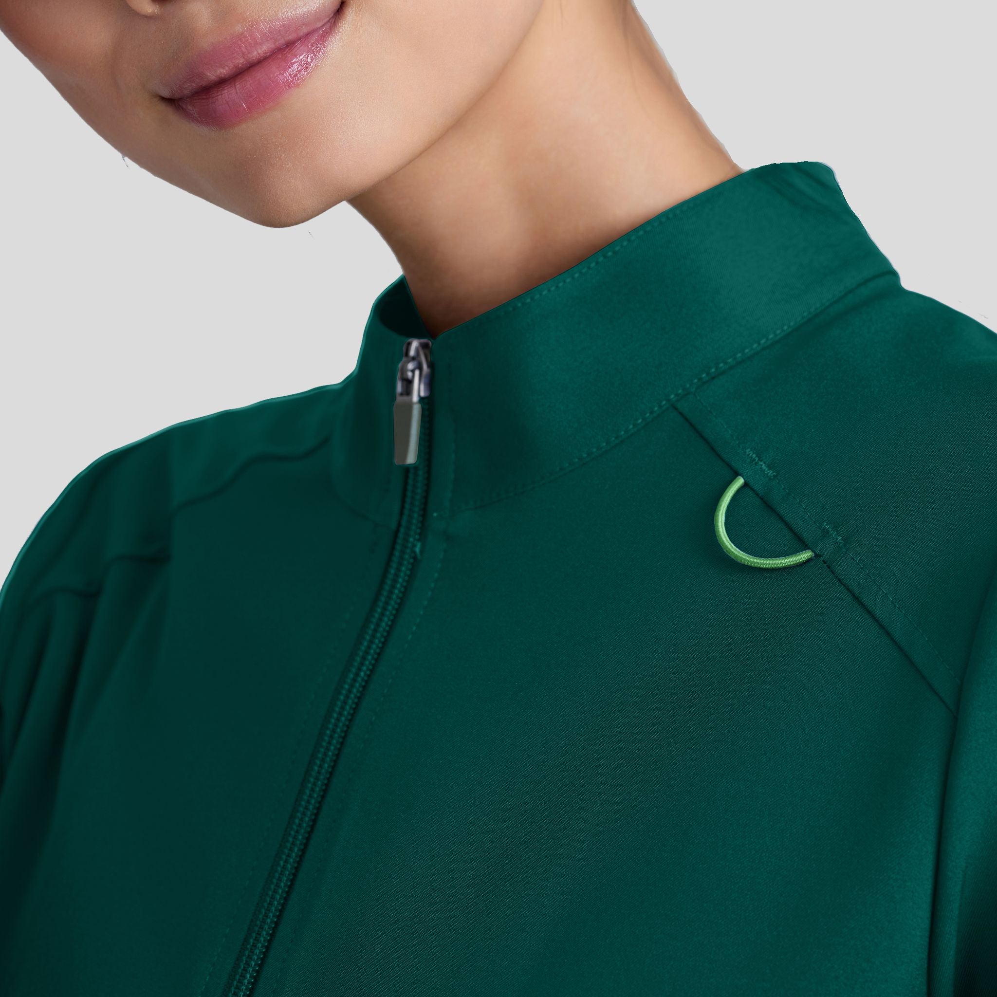 Virtue Warm-up Scrub Jacket | Hunter