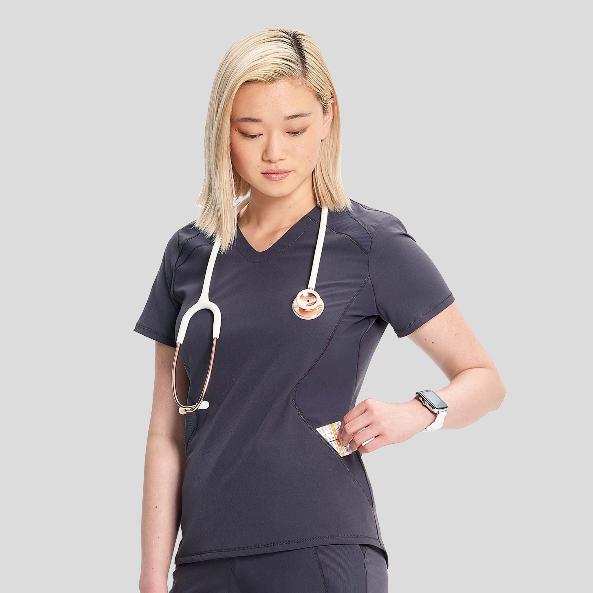 IN_INFINITY_GNR8_VNECKTOP_620A_PEWTER_POCKET